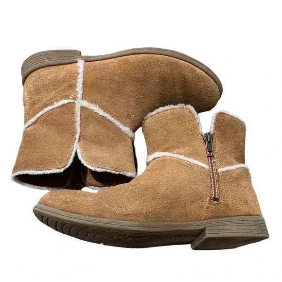 UGG Coletta Kids Ankle Boot Tan - Picture 5 of 9